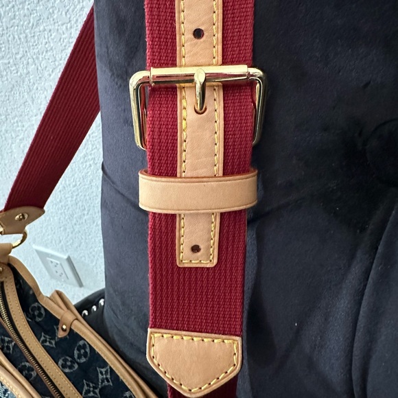 LOUIS VUITTON Limited Edition Blue Denim Monogram Porte Epaule Raye MM Bag - Picture 6 of 16